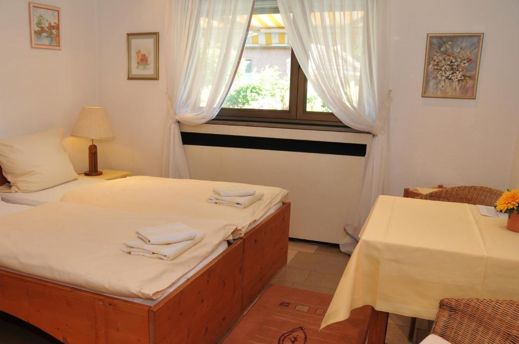 Pension Bella Vista Bochum Szoba fotó