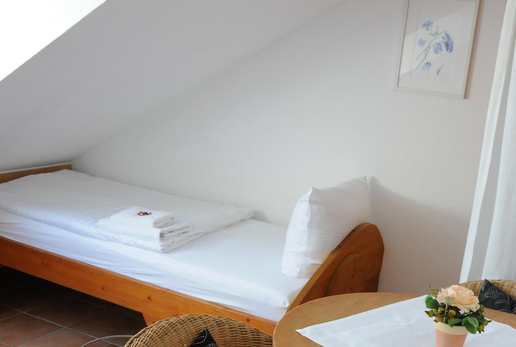 Pension Bella Vista Bochum Szoba fotó